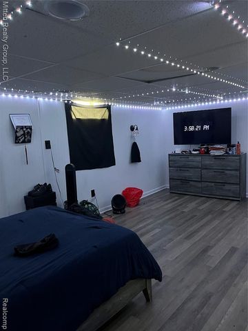 26044 Lehner Street, Roseville, MI 48066