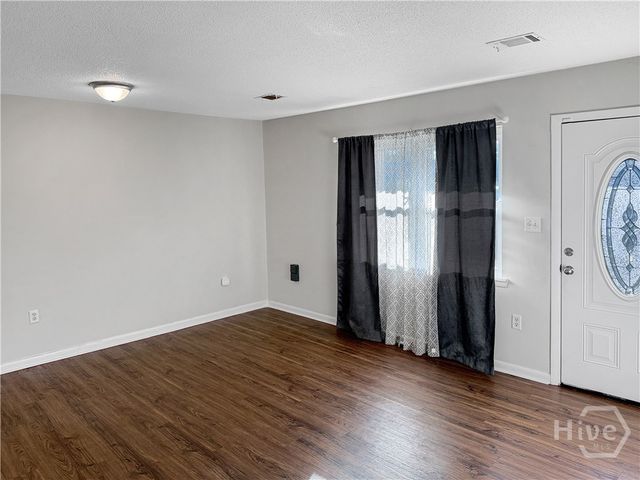 476 Elm Street, Hinesville, GA 31313