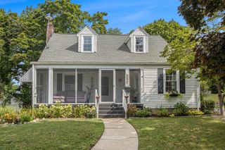 267 Parchmount Avenue, Parchment City, MI 49004