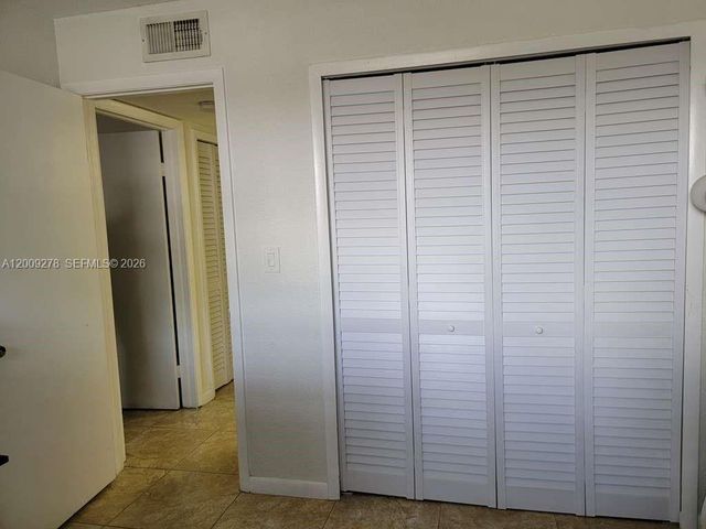 8425 NW 8th Street 306, Miami, FL 33126
