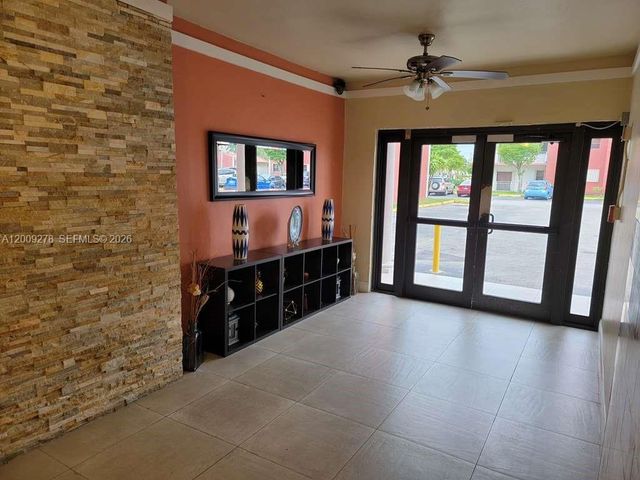 8425 NW 8th Street 306, Miami, FL 33126