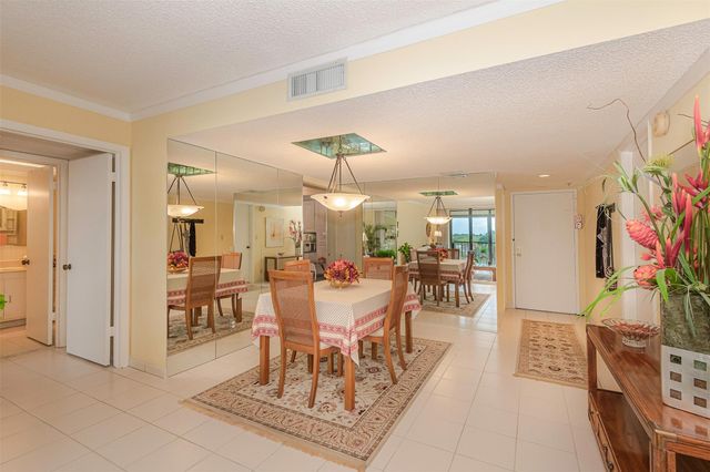 16300 Golf Club Rd 503, Weston, FL 33326