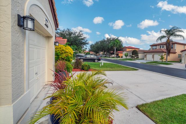 4249 NW 1st Drive, Deerfield Beach, FL 33442