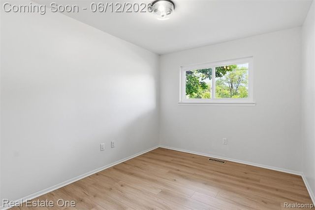9649 Beech Daly Road, Redford, MI 48239