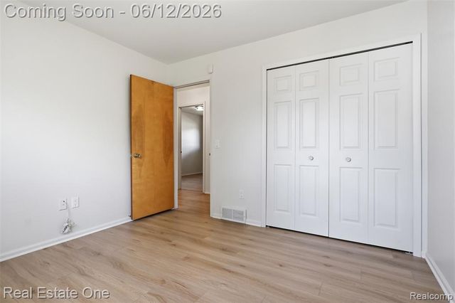 9649 Beech Daly Road, Redford, MI 48239