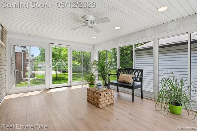 9649 Beech Daly Road, Redford, MI 48239