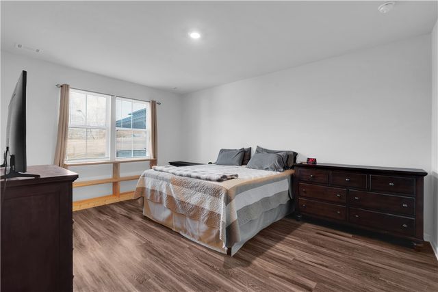 2 Nimitz Street, Greenville, SC 29609