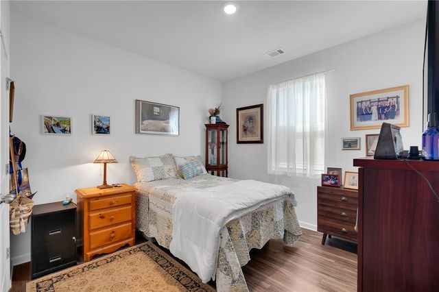 2 Nimitz Street, Greenville, SC 29609