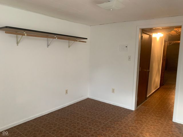 1422 Hunter Place, Columbus, IN 47203