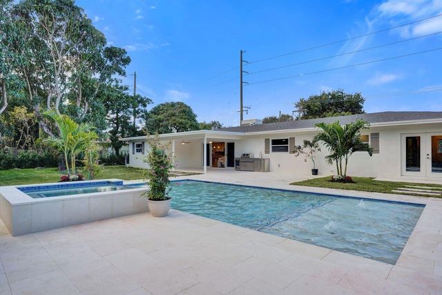 200 NW 2nd Street, Delray Beach, FL 33444