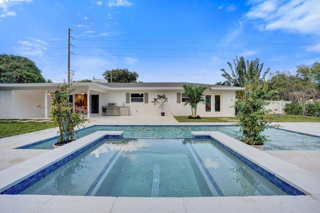 200 NW 2nd Street, Delray Beach, FL 33444