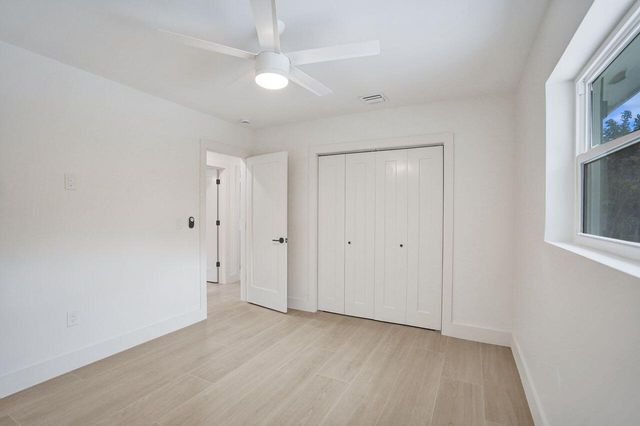 200 NW 2nd Street, Delray Beach, FL 33444