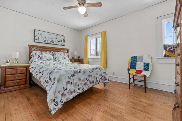 827 E WASHINGTON STREET, Appleton, WI 54911