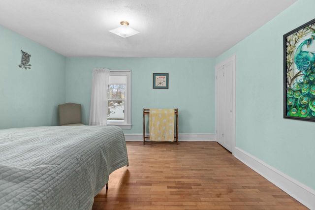 827 E WASHINGTON STREET, Appleton, WI 54911