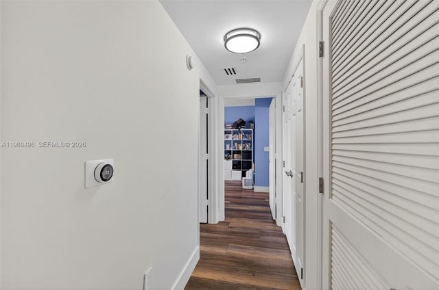 888 S Douglas Rd 1204, Coral Gables, FL 33134