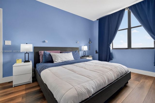 888 S Douglas Rd 1204, Coral Gables, FL 33134