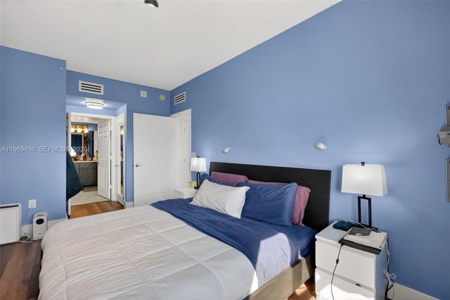 888 S Douglas Rd 1204, Coral Gables, FL 33134