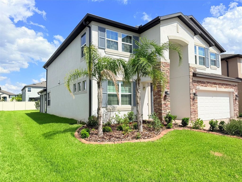Image 3 of property listing at 11131 SUNDRIFT DRIVE, Tampa, FL 33647