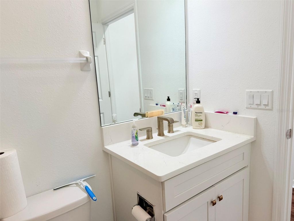 Image 48 of property listing at 11131 SUNDRIFT DRIVE, Tampa, FL 33647