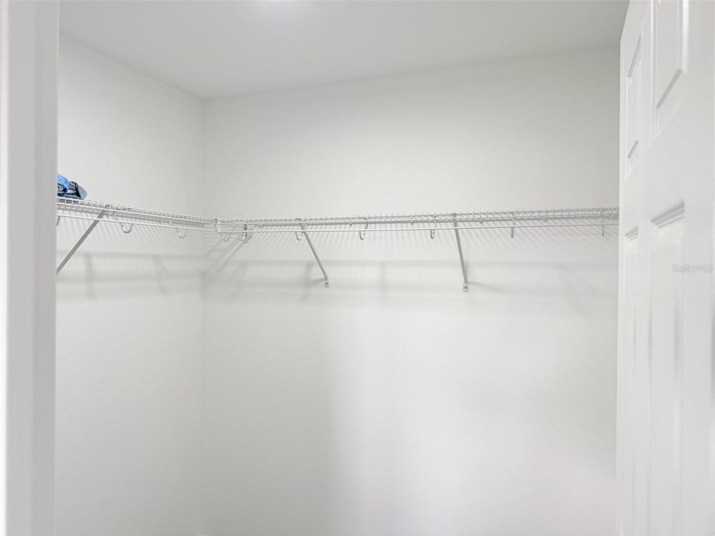 Image 65 of property listing at 11131 SUNDRIFT DRIVE, Tampa, FL 33647