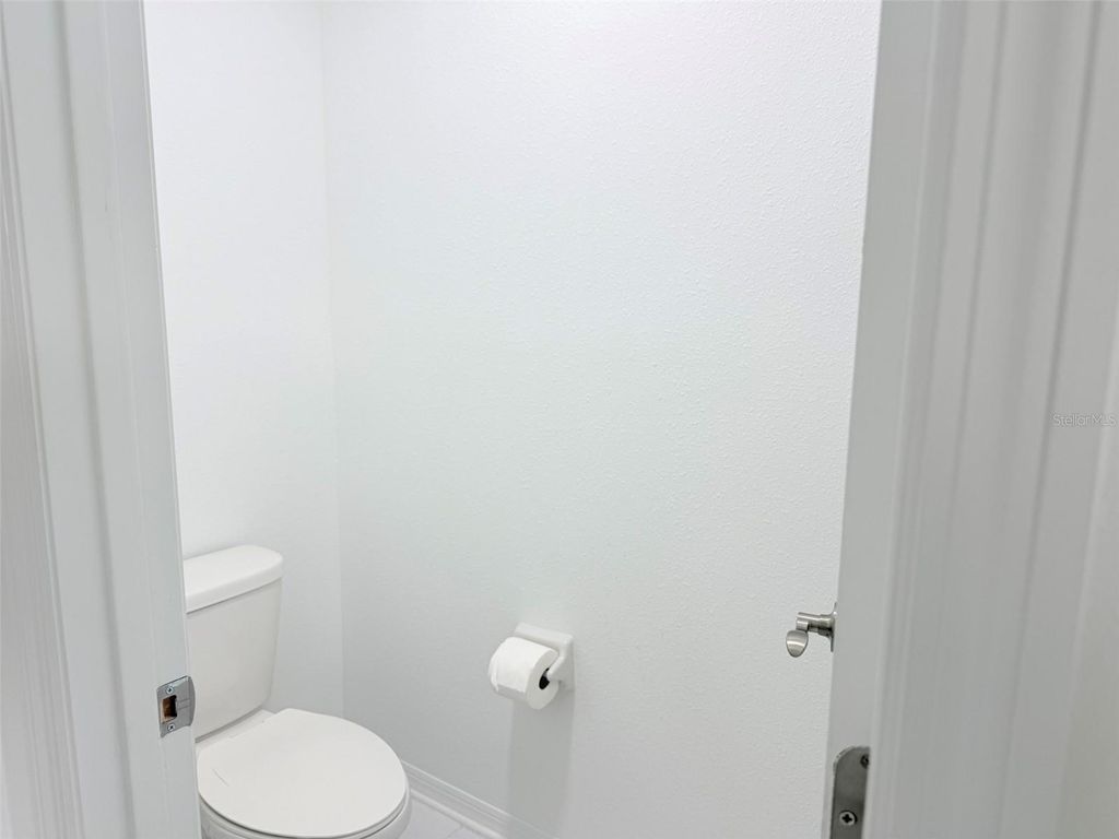 Image 83 of property listing at 11131 SUNDRIFT DRIVE, Tampa, FL 33647