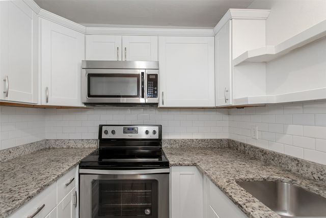 5722 Gaston Avenue D, Dallas, TX 75214