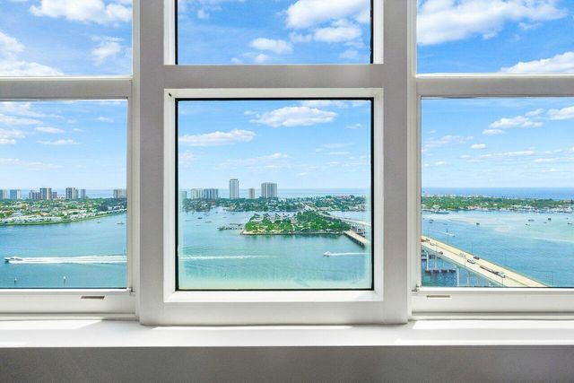 2640 Lake Shore Drive 2609, Riviera Beach, FL 33404