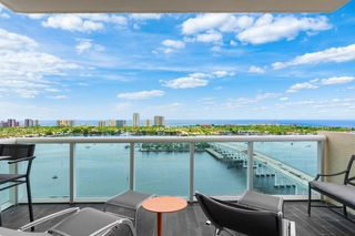 2640 Lake Shore Drive 2609, Riviera Beach, FL 33404