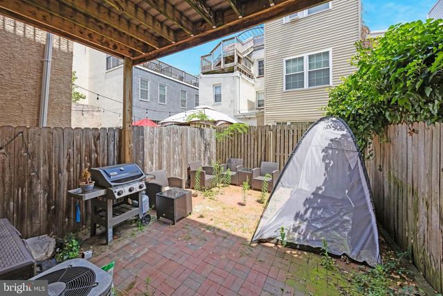 827 CORINTHIAN AVE, Philadelphia, PA 19130