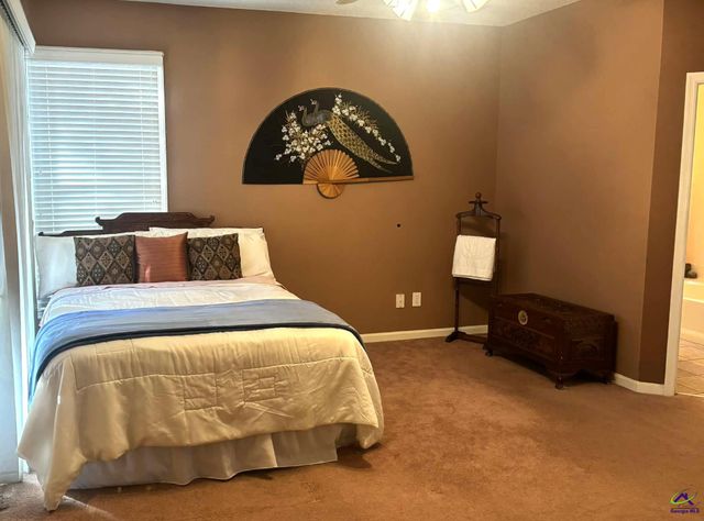 107 Deerwood Drive, Warner Robins, GA 31088