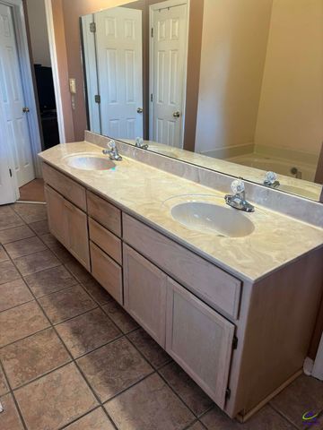 107 Deerwood Drive, Warner Robins, GA 31088