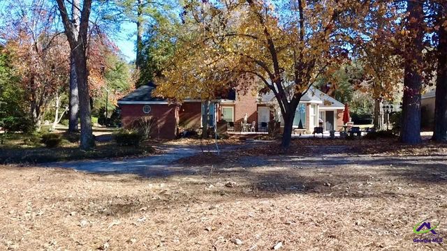 107 Deerwood Drive, Warner Robins, GA 31088