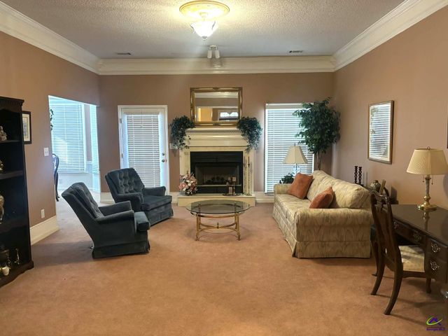 107 Deerwood Drive, Warner Robins, GA 31088