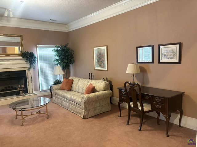 107 Deerwood Drive, Warner Robins, GA 31088