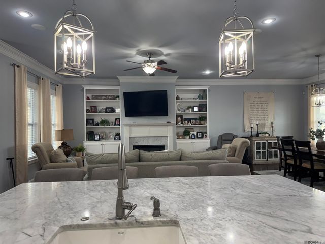 59835 Avery James Dr, Plaquemine, LA 70764