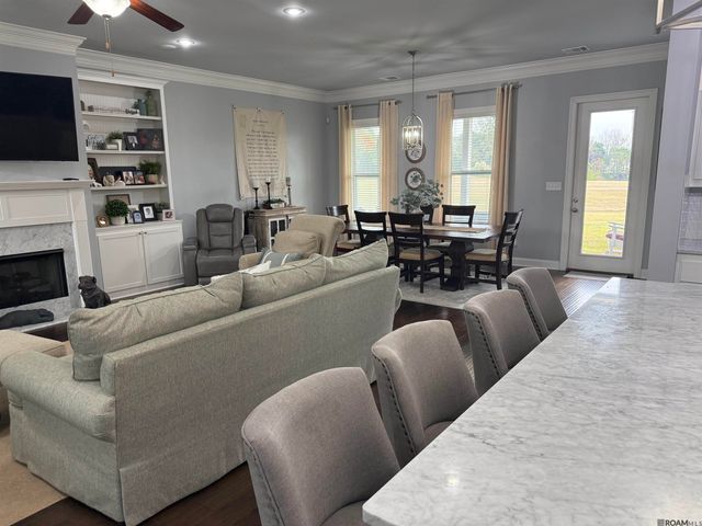 59835 Avery James Dr, Plaquemine, LA 70764