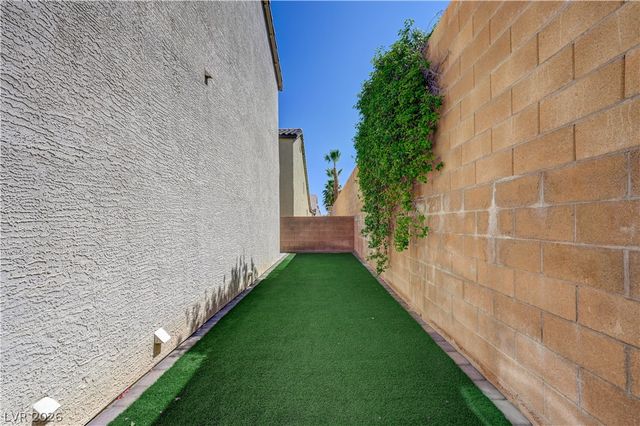9929 Markhorn Court, Las Vegas, NV 89149