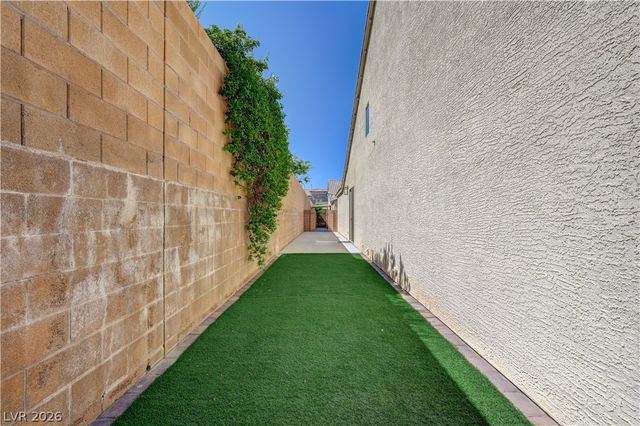9929 Markhorn Court, Las Vegas, NV 89149