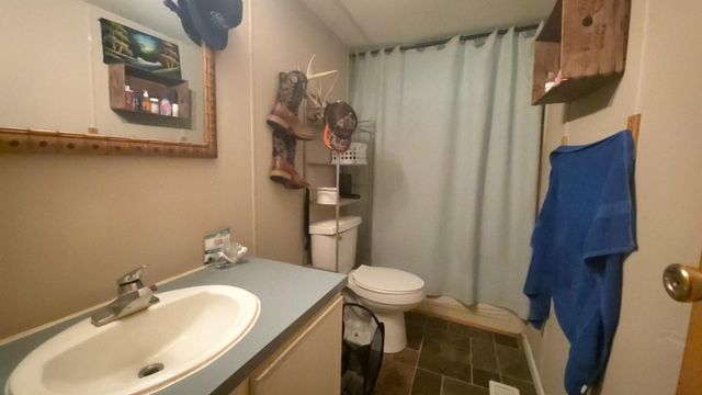 204 Bentwood DR, Blue Ridge, VA 24064