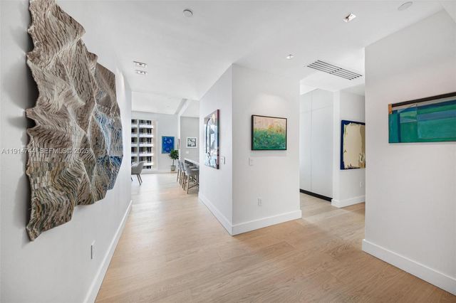 900 Brickell Key Blvd 1403, Miami, FL 33131