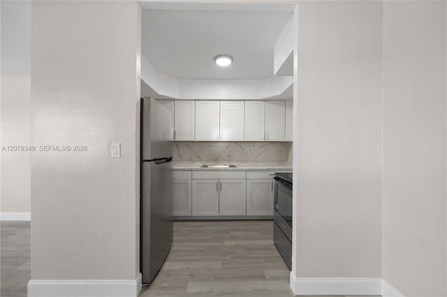 1989 N Glades Drive 6, North Miami Beach, FL 33162
