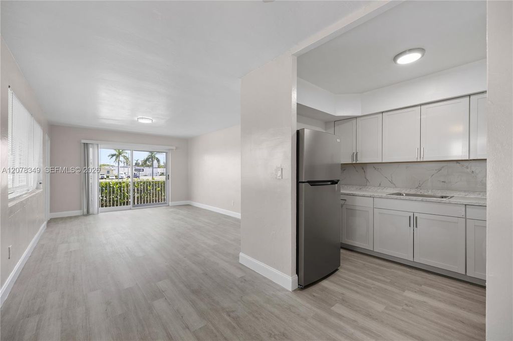 1989 N Glades Drive 6, North Miami Beach, FL 33162