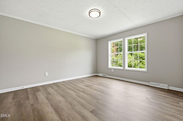 102 Pineview Drive, Louisburg, NC 27549