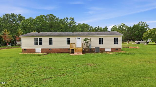 102 Pineview Drive, Louisburg, NC 27549