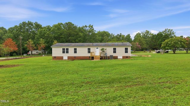 102 Pineview Drive, Louisburg, NC 27549