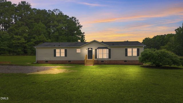 102 Pineview Drive, Louisburg, NC 27549