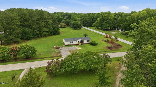 102 Pineview Drive, Louisburg, NC 27549