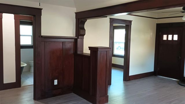 1327 N Ferger Avenue, Fresno, CA 93728