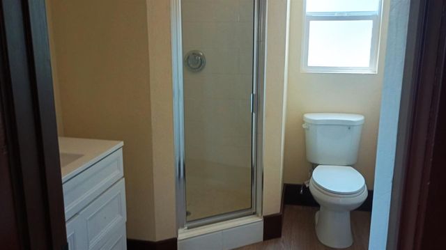 1327 N Ferger Avenue, Fresno, CA 93728