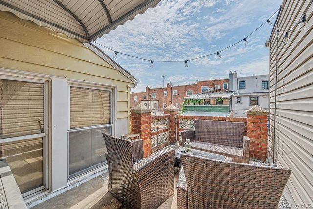 2015 36th Street, Astoria, NY 11105